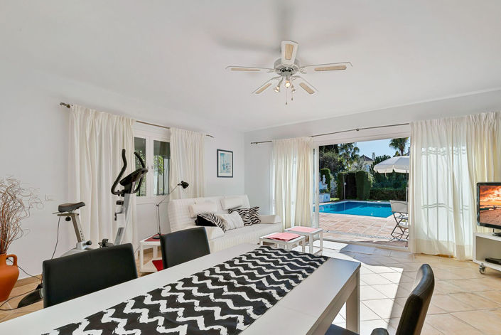 Image No.11-2 Bed Villa for sale