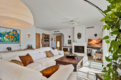 4-c23c0f86247804fa50226aecd8b0b2c8