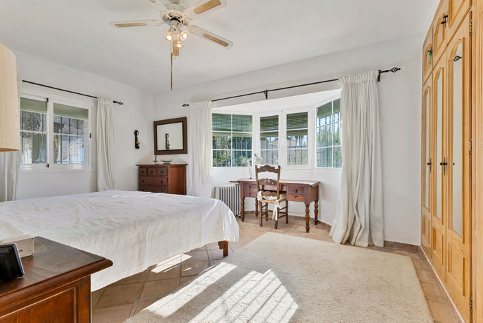 Image No.6-2 Bed Villa for sale