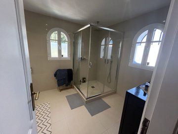 12-53013098fcab6c38b1379cd33298e050