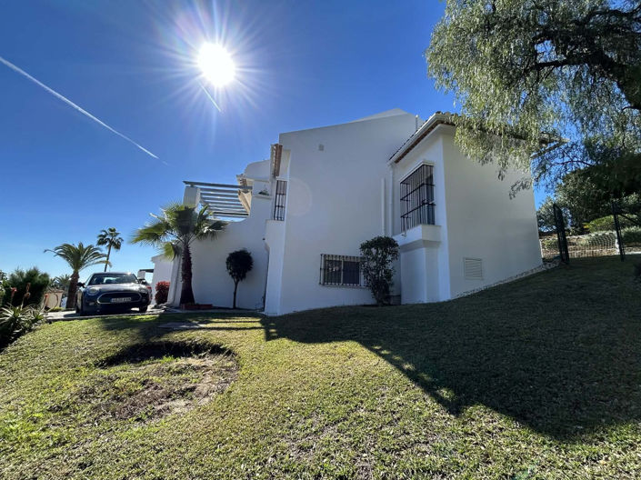 Image No.37-5 Bed Villa for sale