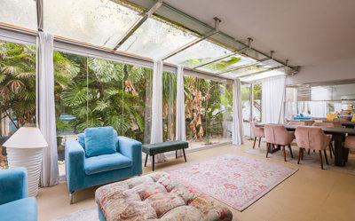 13-5fd73dea700db77384c091ca9818b1a9