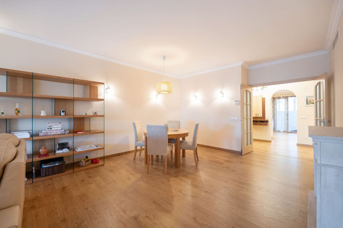 Image No.10-2 Bed Apartment for sale