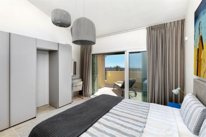 Image No.10-4 Bed Apartment for sale