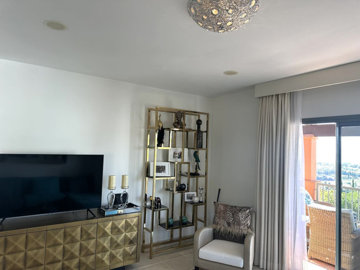 9-467d0cee5b725f3ef65f102a0c2e69c0