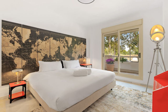 Image No.10-3 Bed Apartment for sale