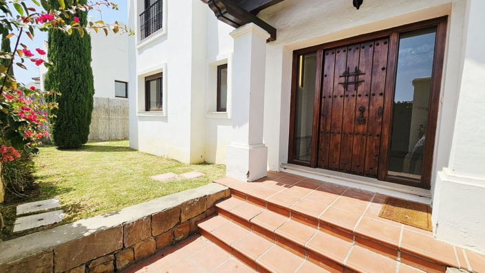 Image No.40-3 Bed Villa for sale