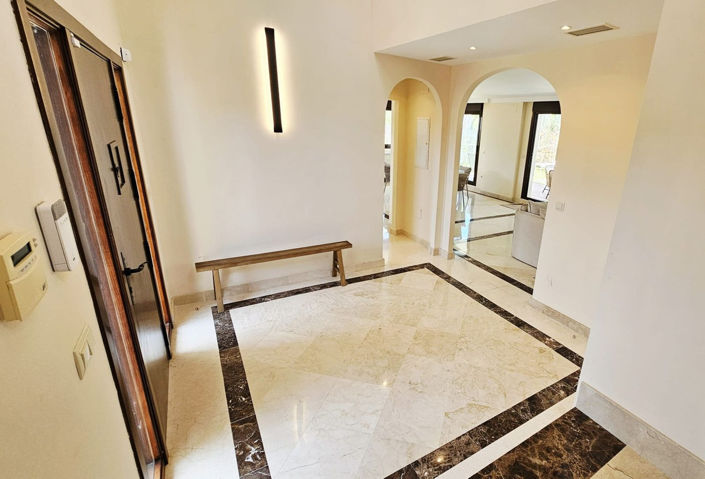 Image No.5-3 Bed Villa for sale