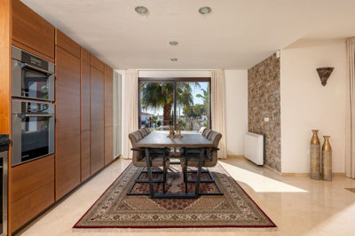 14-d70dc3102c00d7be0e872dfe1c1f86d7