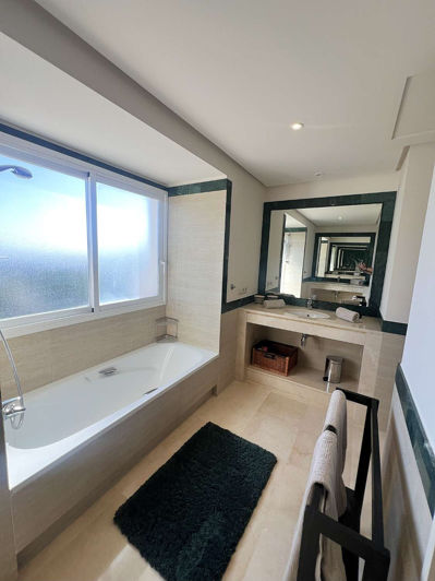 Image No.17-3 Bed Penthouse for sale