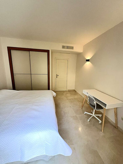 Image No.24-3 Bed Penthouse for sale