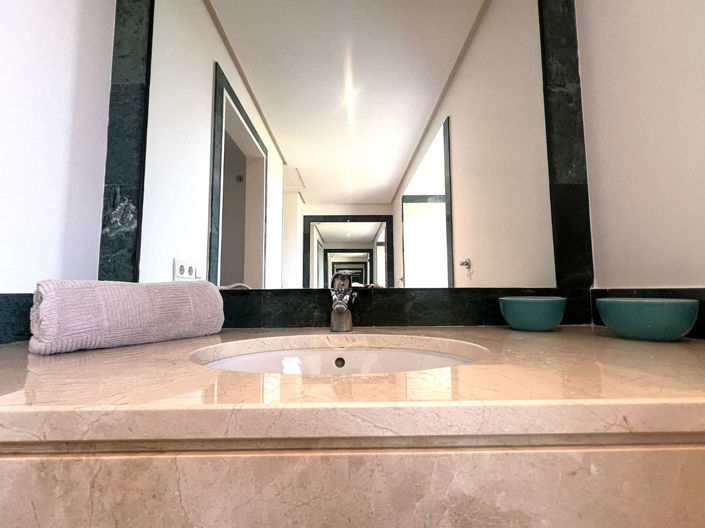 Image No.35-3 Bed Penthouse for sale