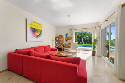 10-bb915d1cb19341576dcdc994b81ab9c5