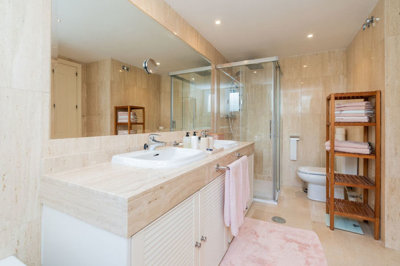 14-d70dc3102c00d7be0e872dfe1c1f86d7