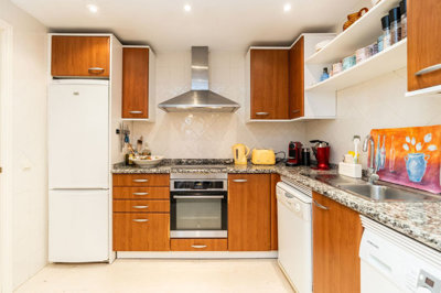 9-467d0cee5b725f3ef65f102a0c2e69c0