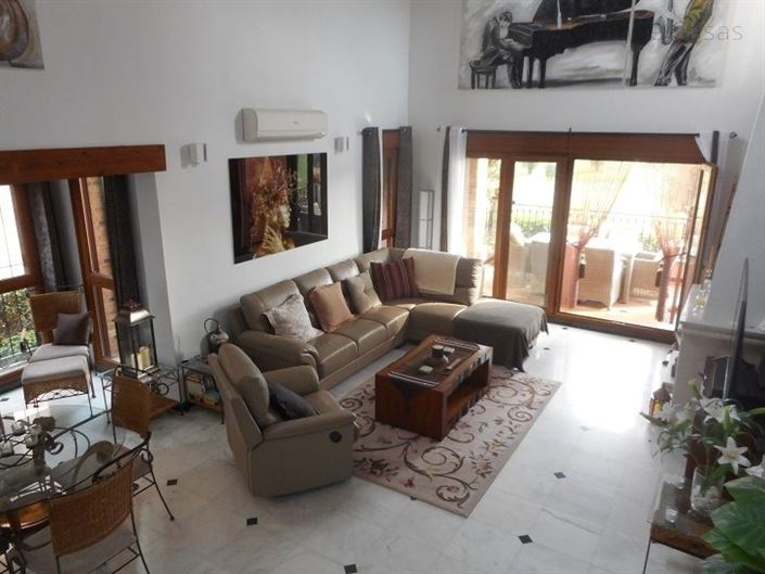 Image No.21-3 Bed Villa for sale