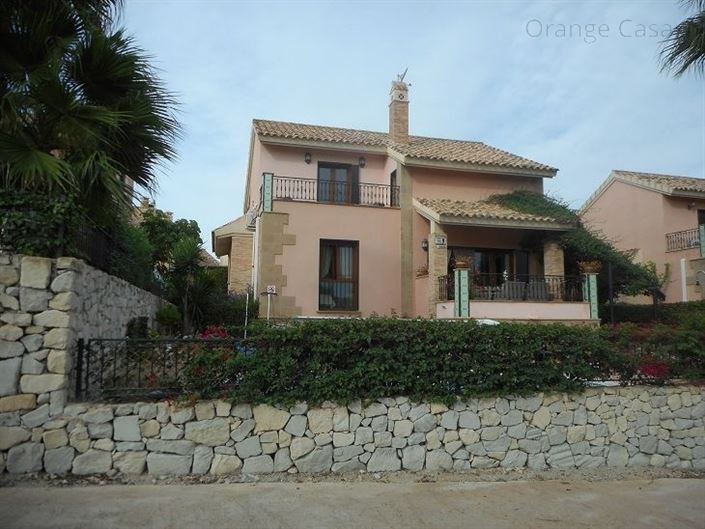 Image No.7-3 Bed Villa for sale