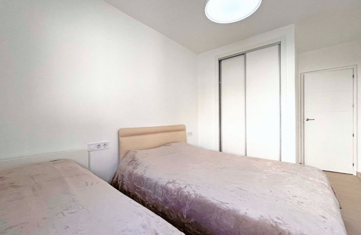 Image No.10-2 Bed Quad for sale