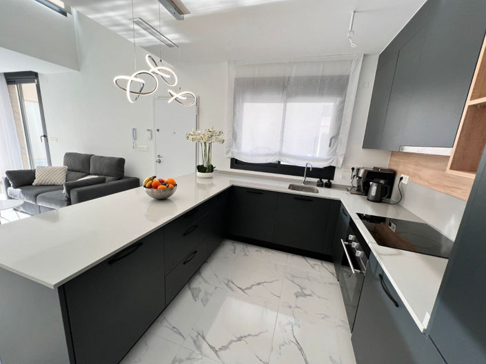 Image No.12-3 Bed Villa for sale