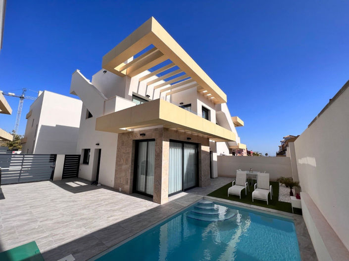 Image No.4-Villa de 3 chambres à vendre à Alicante