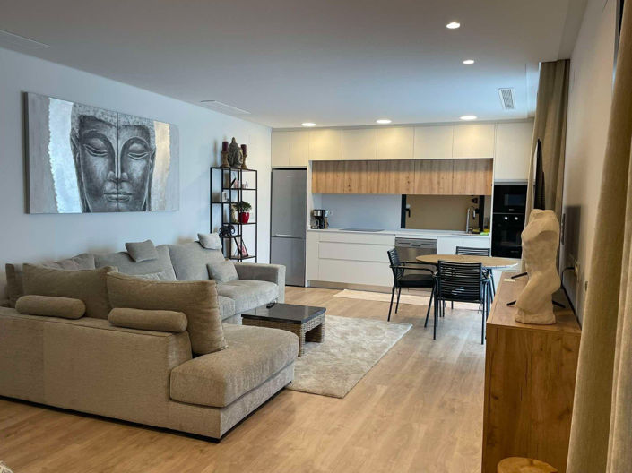 Image No.10-3 Bed Villa for sale