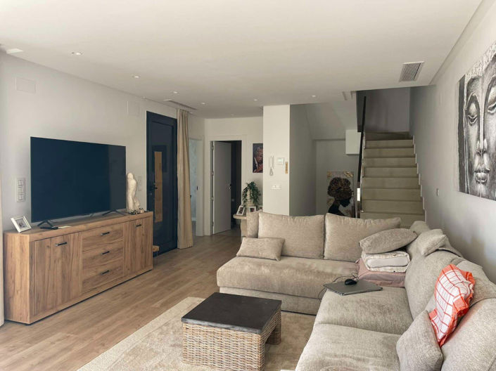 Image No.3-3 Bed Villa for sale