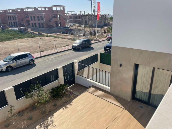 Image No.32-3 Bed Villa for sale