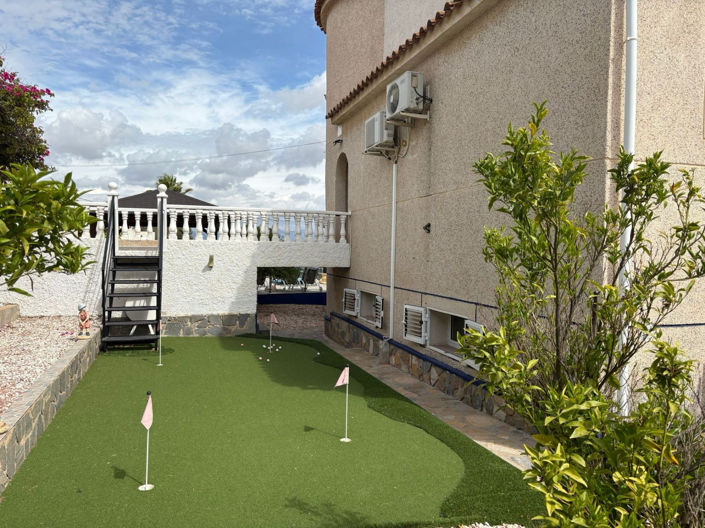 Image No.5-5 Bed Villa for sale