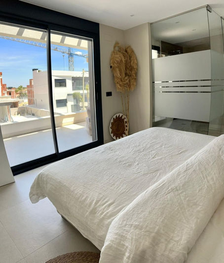 Image No.19-5 Bed Villa for sale