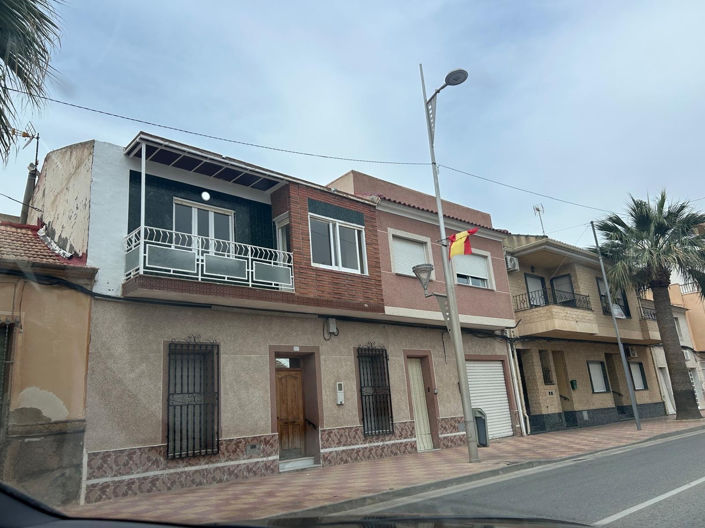 Image No.1-3 Bed Apartment for sale
