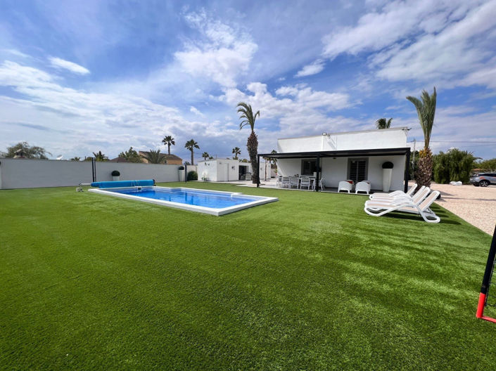 Image No.1-3 Bed Villa for sale