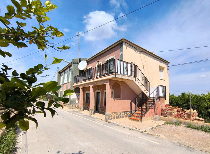 Image No.1-3 Bed Apartment for sale