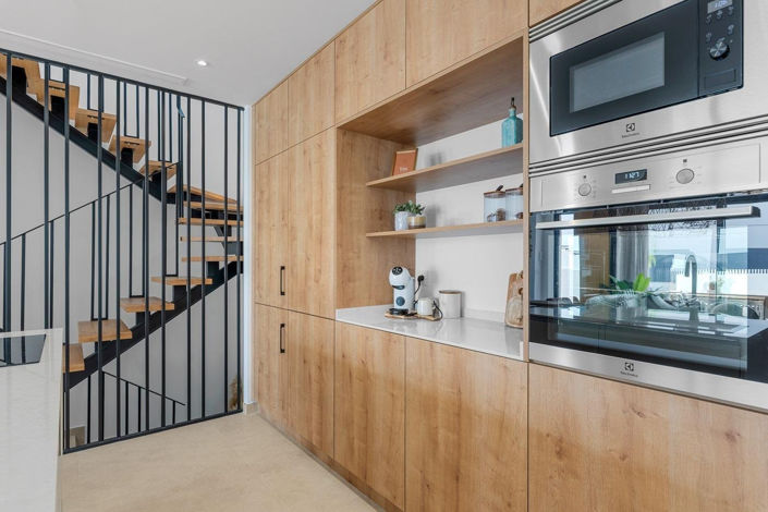 Image No.37-3 Bed Townhouse for sale