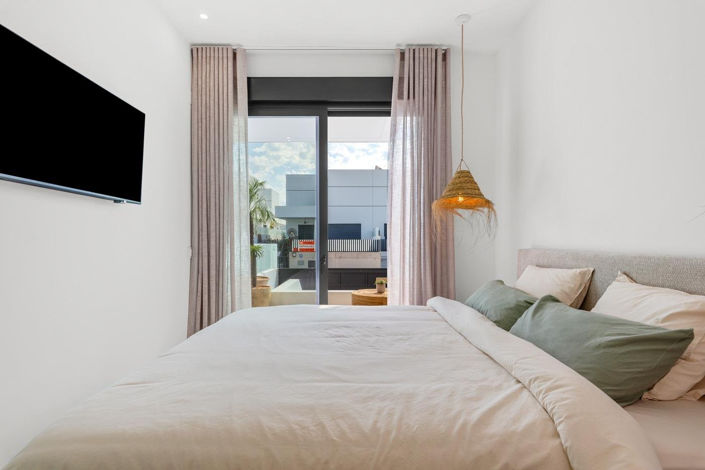 Image No.43-3 Bed Townhouse for sale