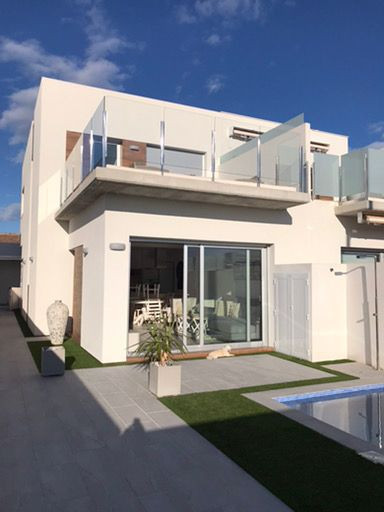 Image No.2-Villa de 3 chambres à vendre à Alicante