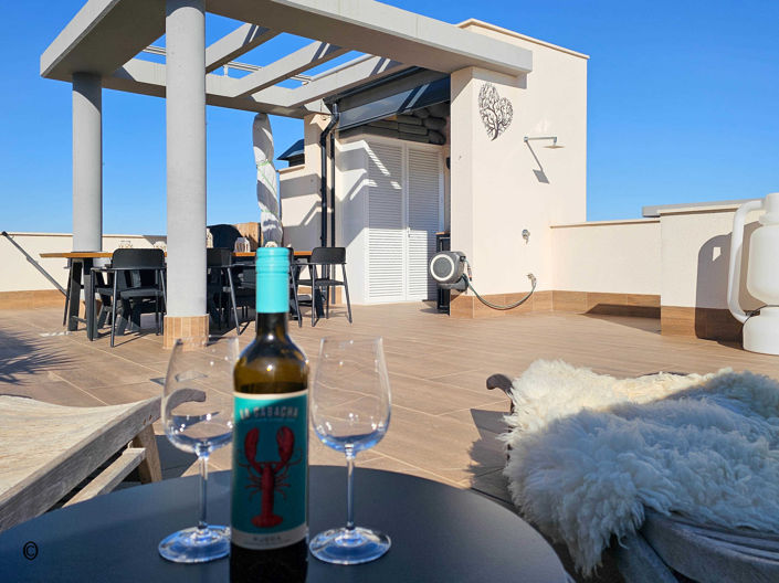 Image No.17-3 Bed Apartment for sale