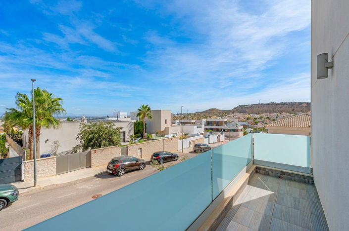 Image No.19-2 Bed Villa for sale