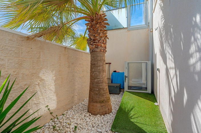 Image No.38-2 Bed Villa for sale