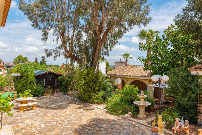 Image No.12-Villa de 4 chambres à vendre à Alicante