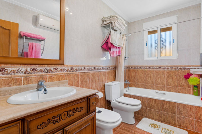 Image No.25-Villa de 4 chambres à vendre à Alicante