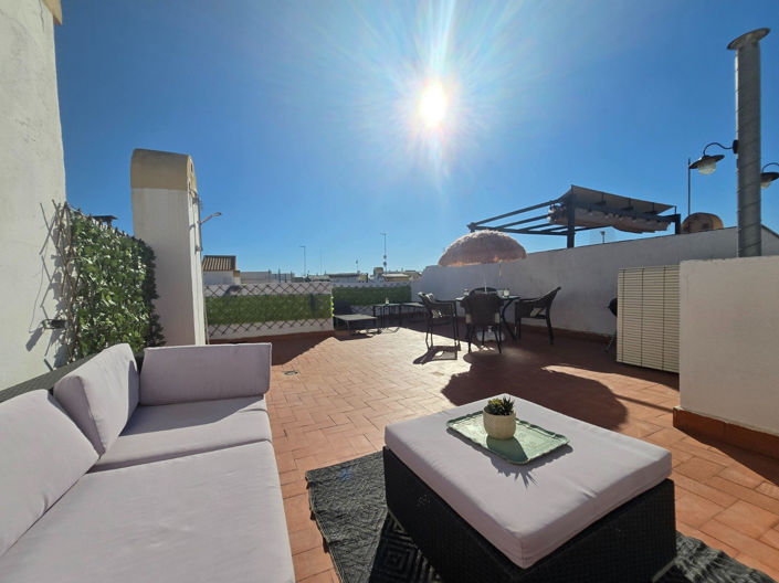 Image No.27-2 Bed Apartment for sale