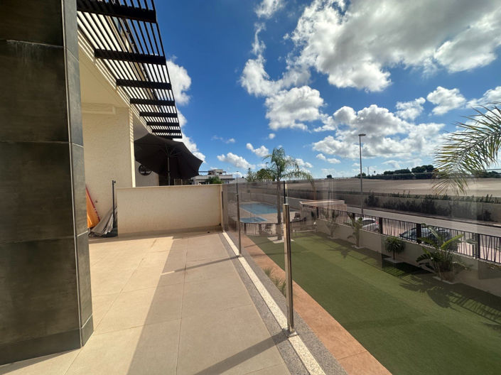 Image No.21-2 Bed Apartment for sale