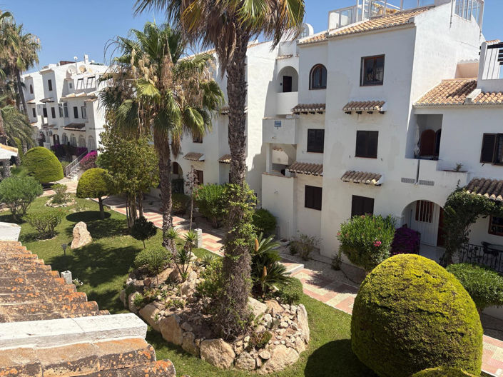 Image No.1-2 Bed Townhouse for sale