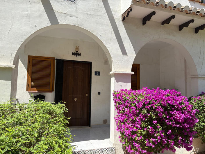 Image No.29-2 Bed Townhouse for sale