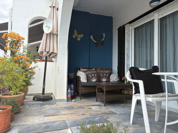 Image No.9-2 Bed Townhouse for sale