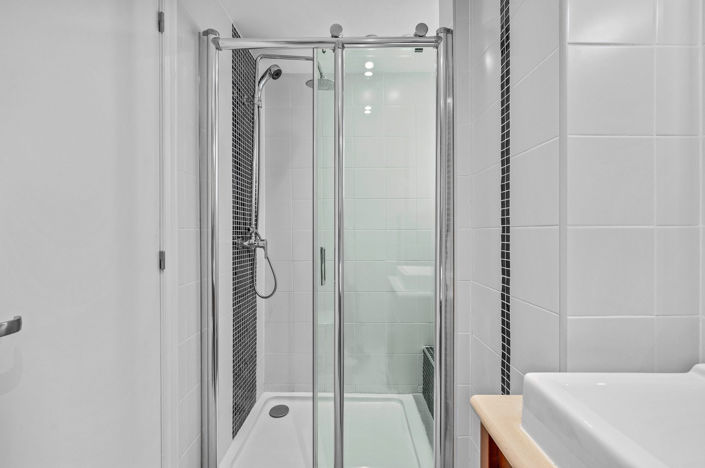 Image No.21-3 Bed Apartment for sale