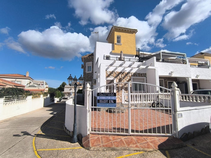 Image No.1-3 Bed Villa for sale