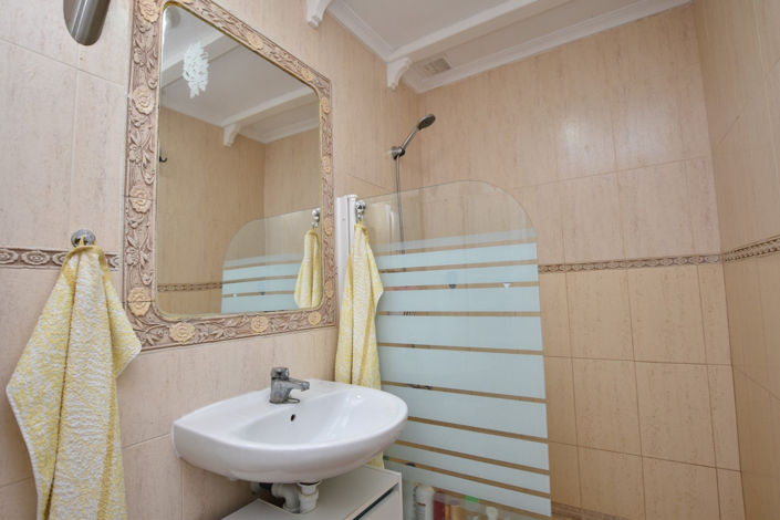 Image No.21-2 Bed Apartment for sale