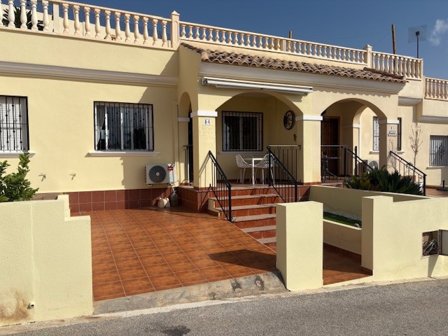 Image No.1-Bungalow de 2 chambres à vendre à Alicante