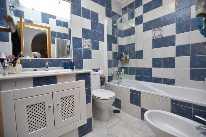 Image No.18-3 Bed Townhouse for sale